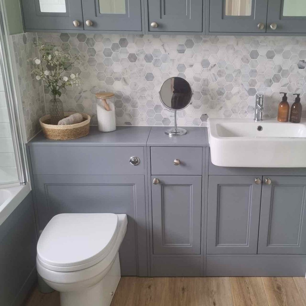 Mark Raymond Tiling and Bathrooms - 1 (9)